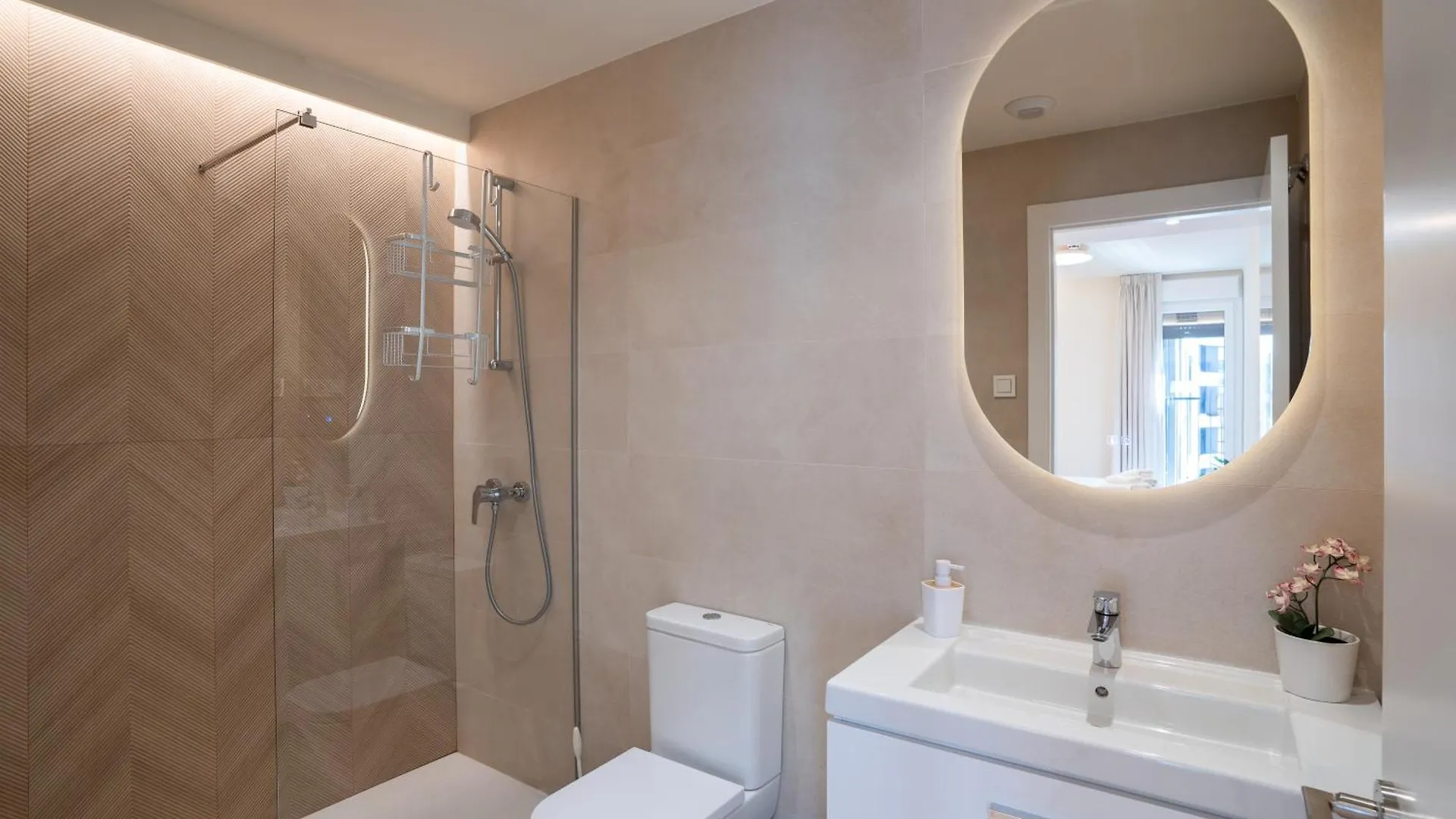 Sky View Design And Relax Top View With Free Parking 马拉加 公寓