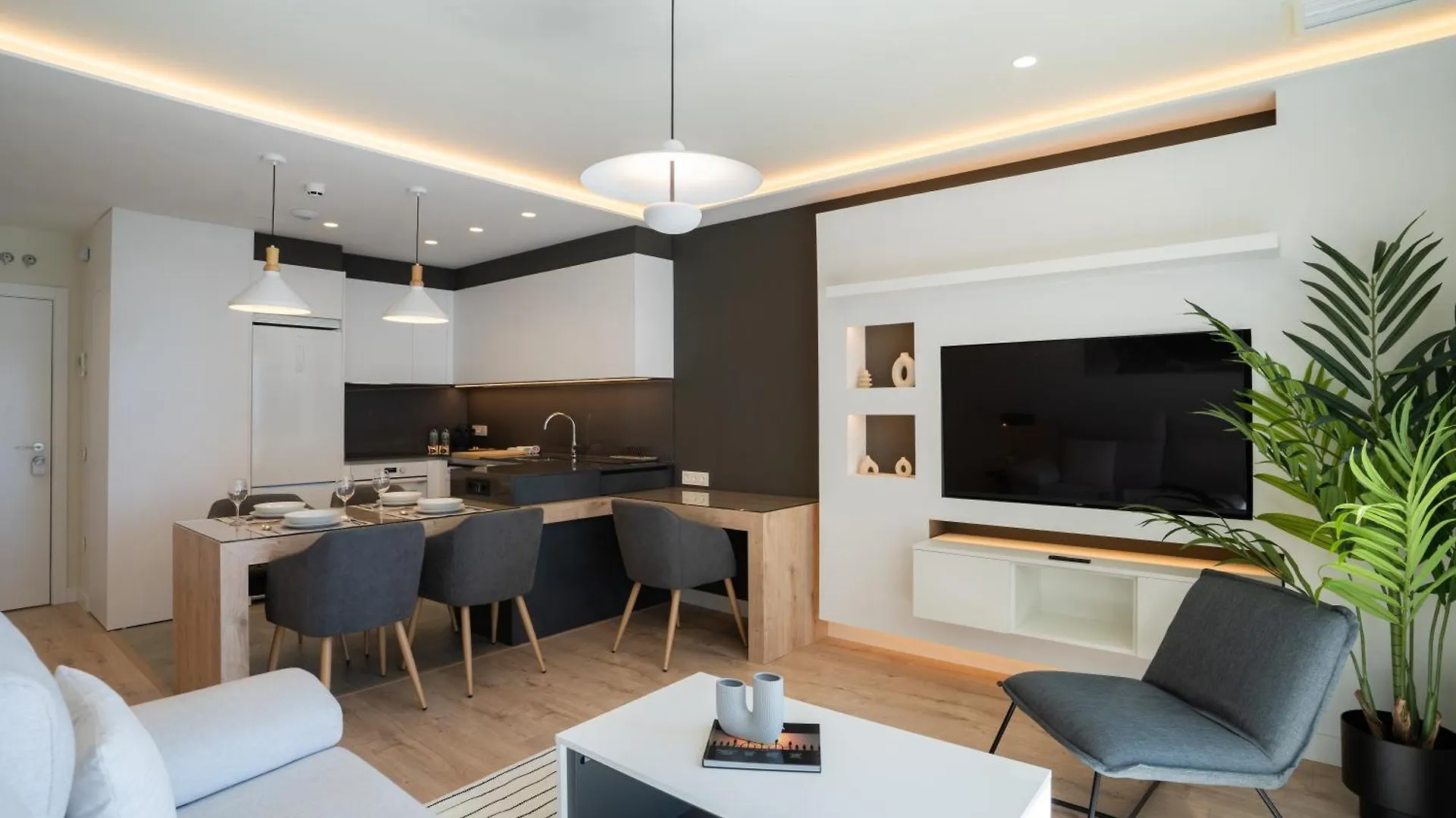 公寓 Sky View Design And Relax Top View With Free Parking 马拉加
